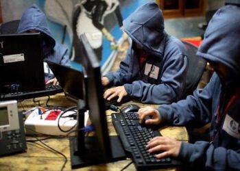 Xəbəriniz olmadan evinizdə sizi kimlər izləyir? – Sahin Aliyev