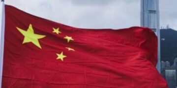 Çinin nağdsız yerli hökumətləri işçilərinə vaxtında maaş verə bilmir