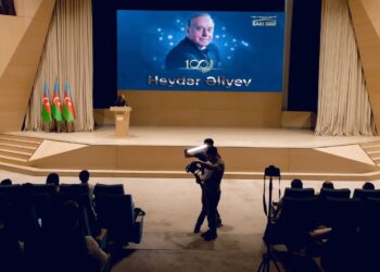 Start-upların Gələcəyə Yönəlməsi