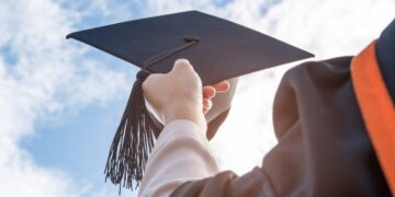 Azərbaycan Təhsili: Problemlər və İnkişaf Yolları