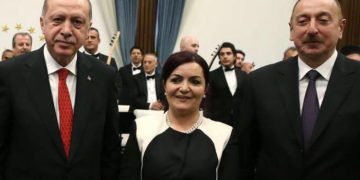 Türk Dünyasının Tanınmış Alimi Aygün Attarın Doğum Günüdür